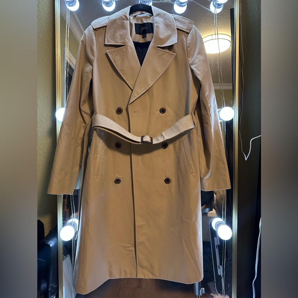 ❌SOLD❌ J. Crew women's trench coat NWOT (new without tag) never worn.